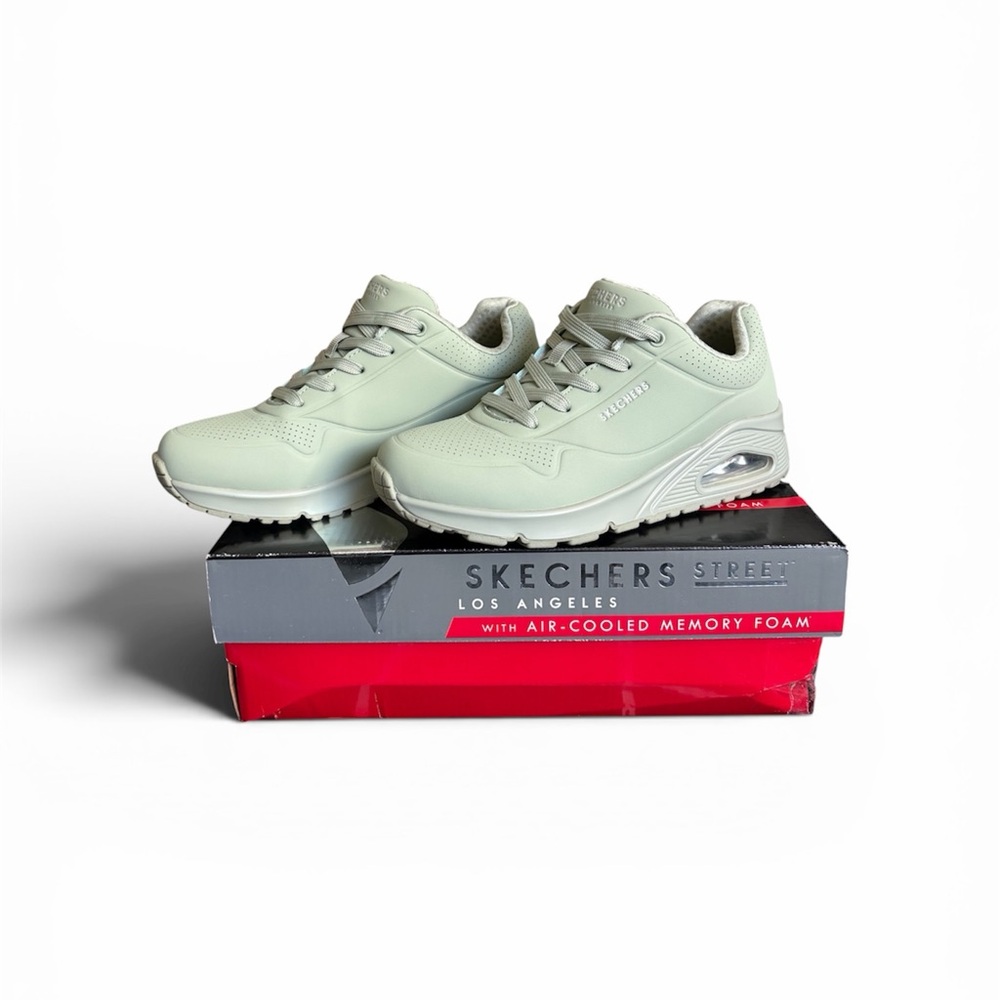 Skechers Uno Sage